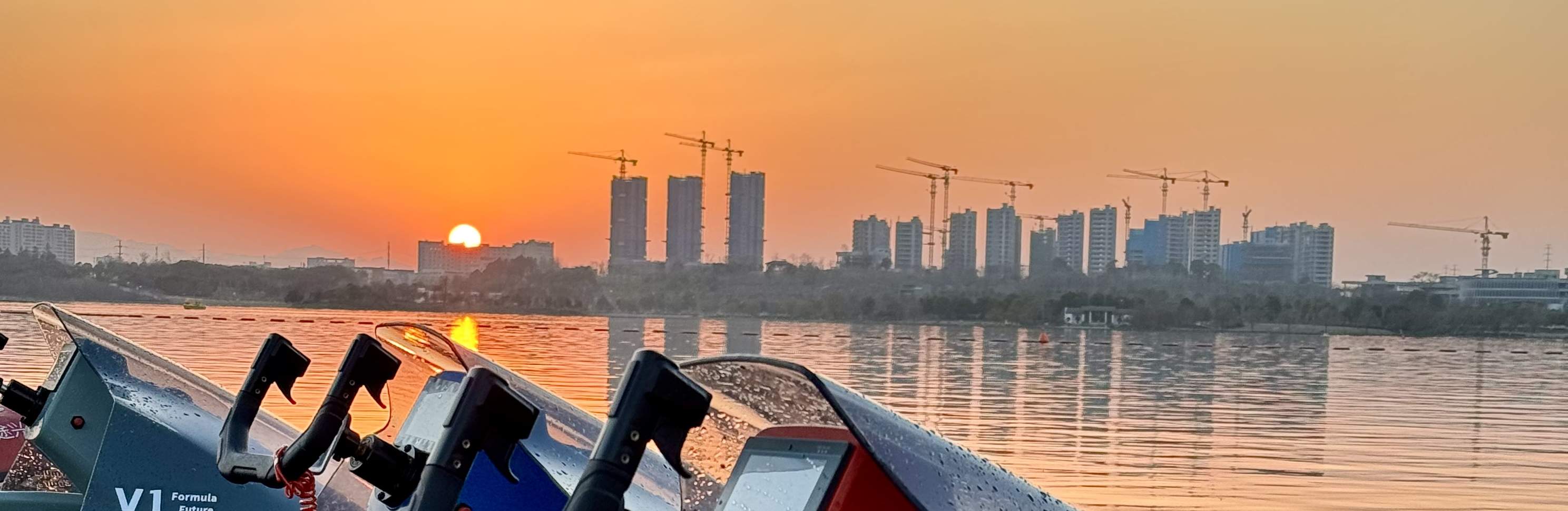 Shenzhen Bay Yacht Club | Водный F1-картинг